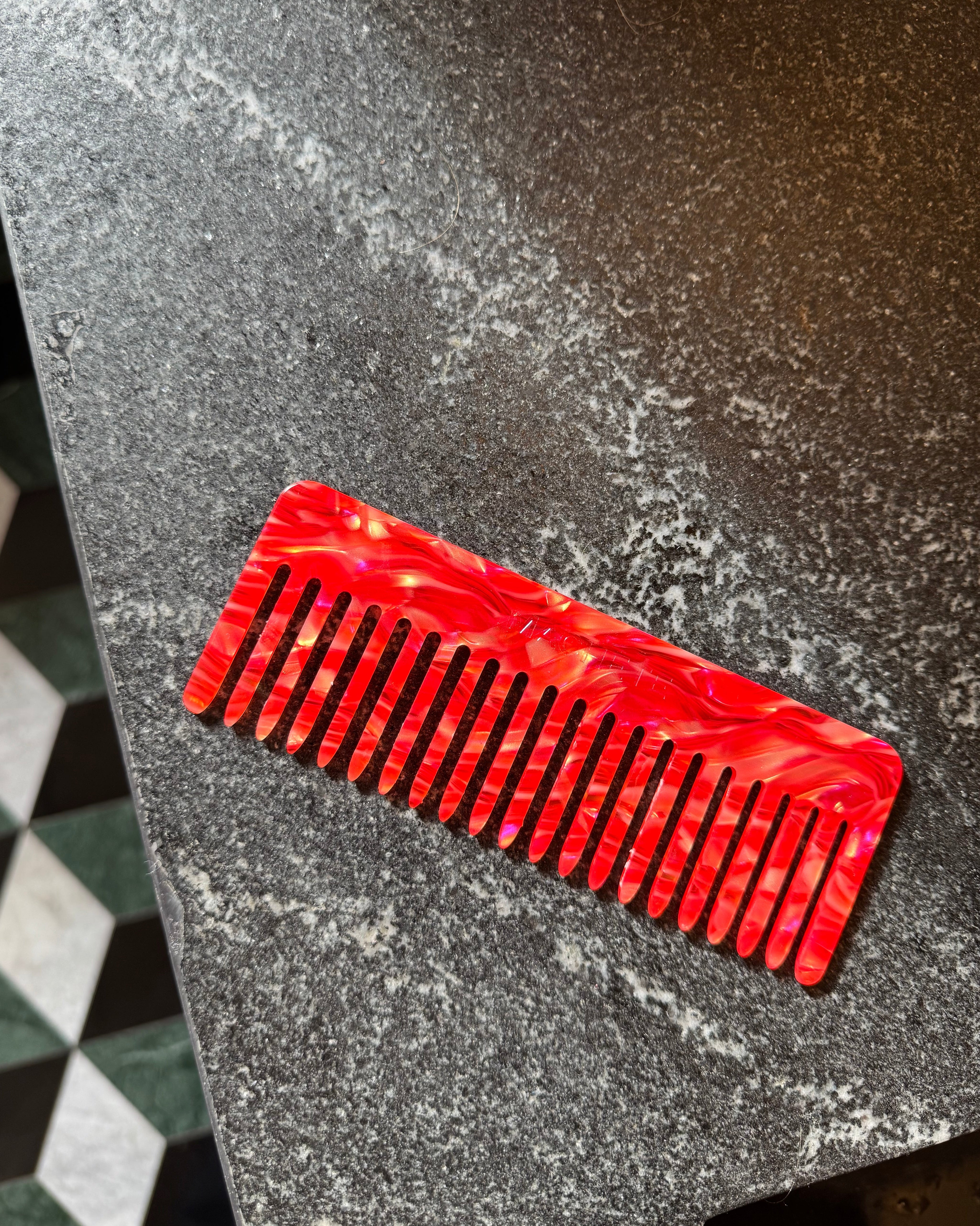 Messy x Machete Comb